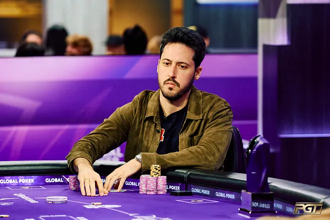 Adrián Mateos durante el Poker Masters 2026 en Las Vegas