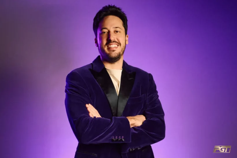 Adrián Mateos con la Purple Jacket tras proclamarse campeón del Poker Masters 2026